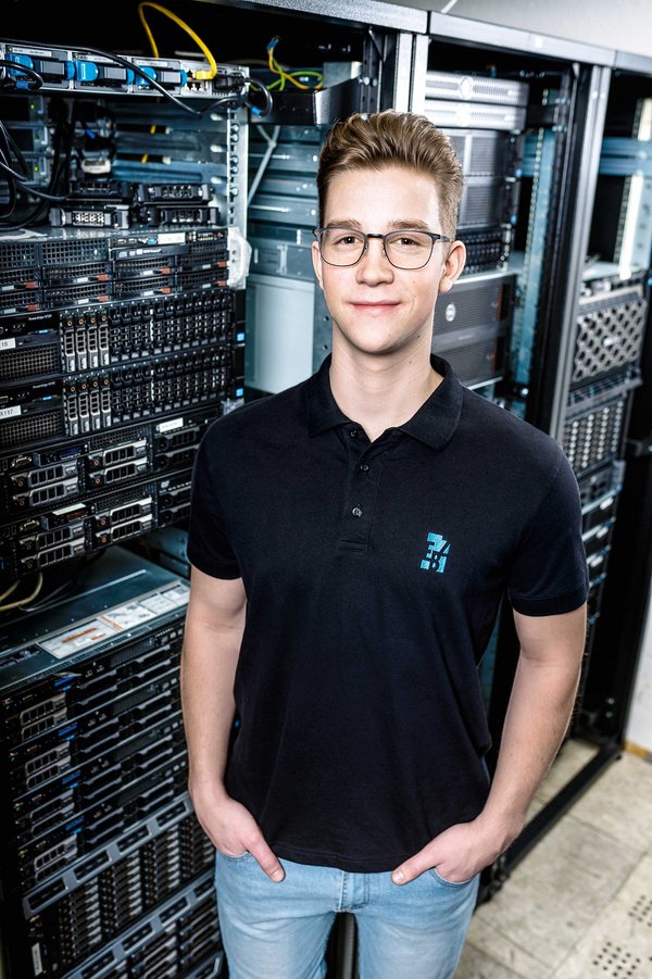 Die EBZ Gruppe bietet eine Ausbildung und ein duales Studium im Bereich IT.